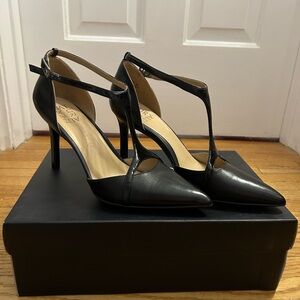 naturalizer women’s black leather heels - size 7